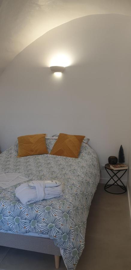 La Tour Noble Bed & Breakfast Saint-Saturnin  Ngoại thất bức ảnh